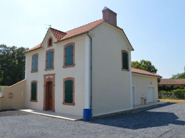 Restauration et extension d’une maison à Vidouze